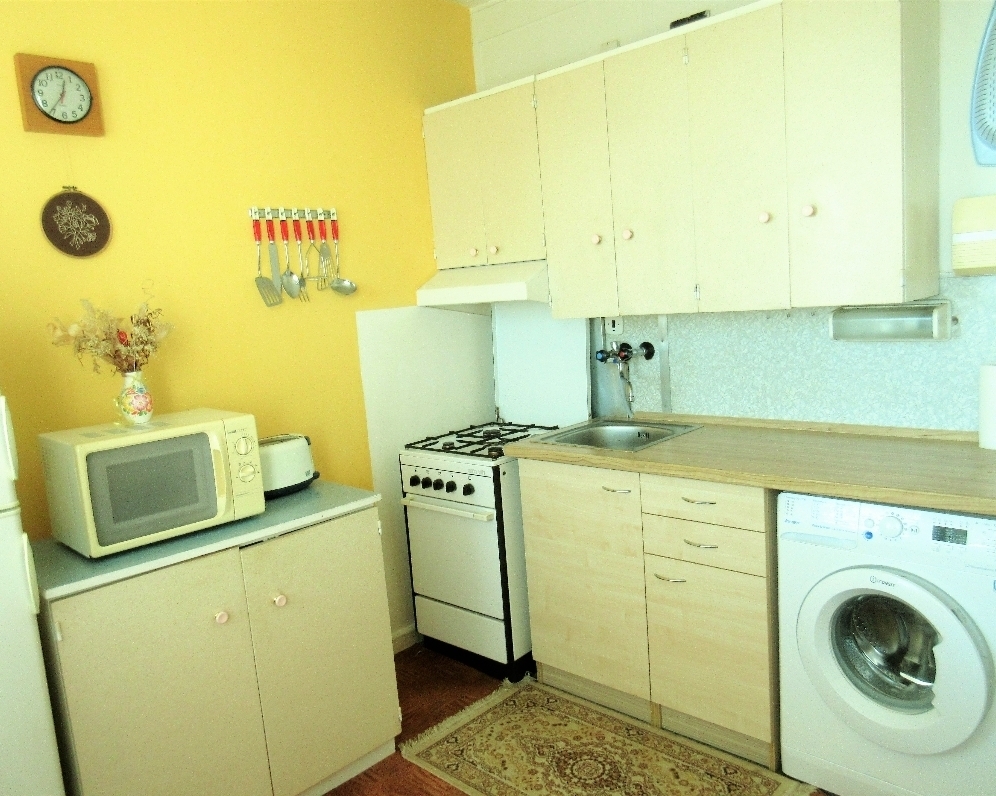 Byt 1+1, Písečná — Makléř z hor