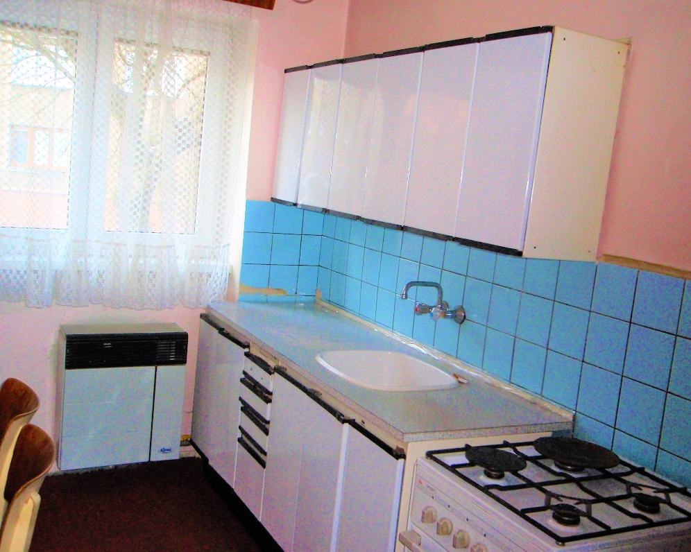 Byt 2+1, Na Hermaně — Makléř z hor