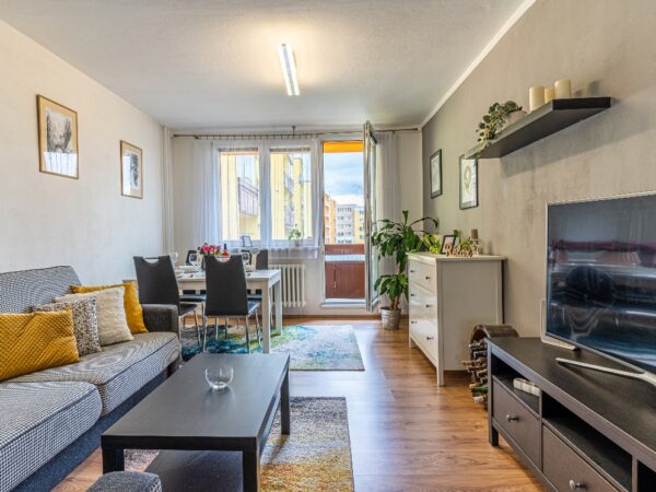 Byt 2+1 Tolstého — Makléř z hor