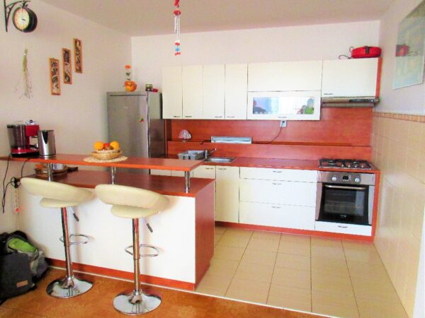 Byt 2+kk, Novodvorská — Makléř z hor