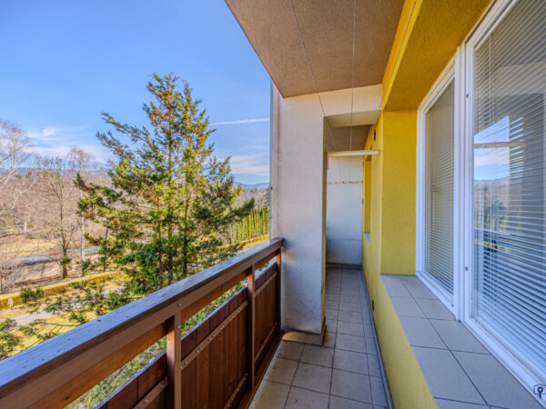 Byt 3+1 74 m² 5. května 903 — Makléř z hor