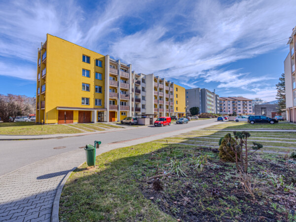Byt 3+1 74 m² 5. května 903 — Makléř z hor
