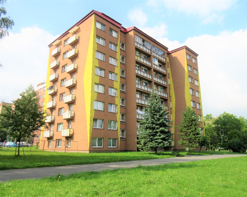 Byt 3+1, Seifertova — Makléř z hor