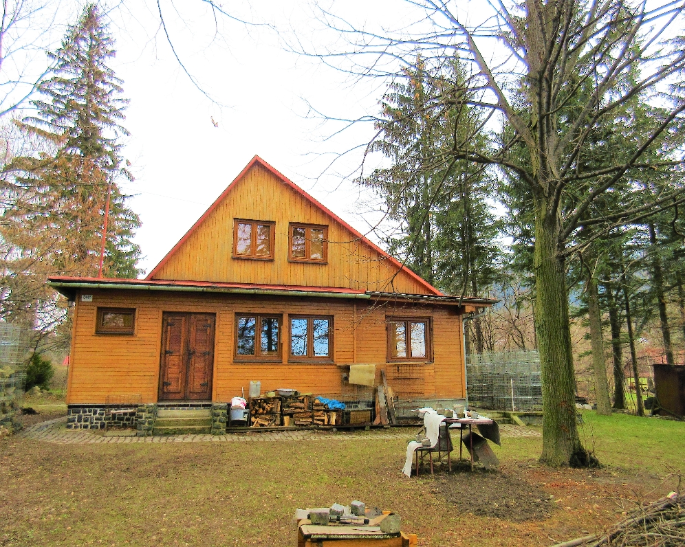 Chata — Makléř z hor