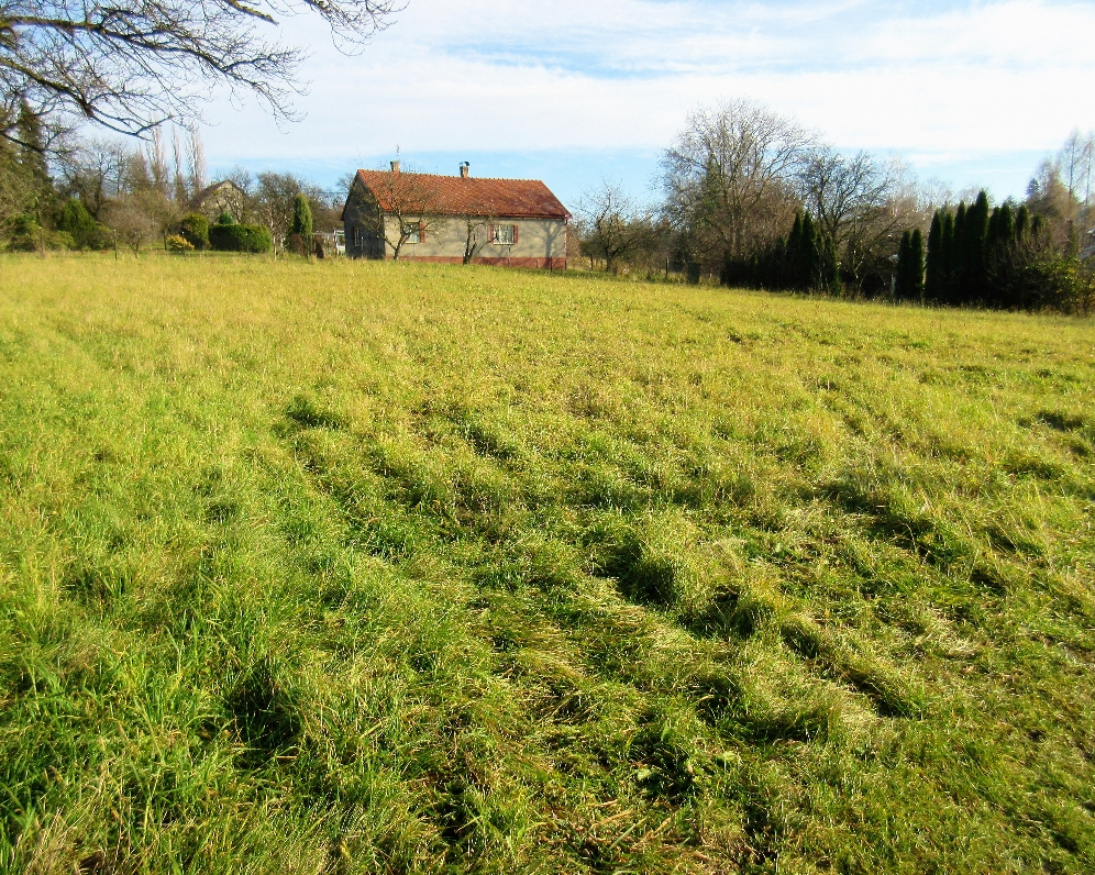 Pozemek — Makléř z hor