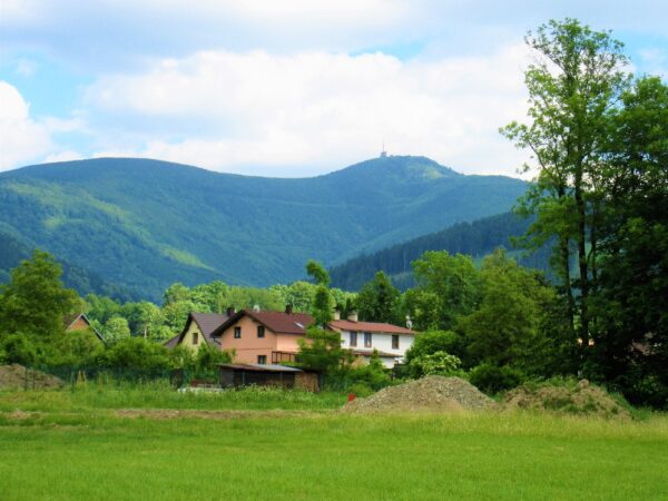 Pozemek — Makléř z hor