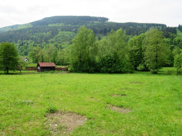 Pozemek — Makléř z hor