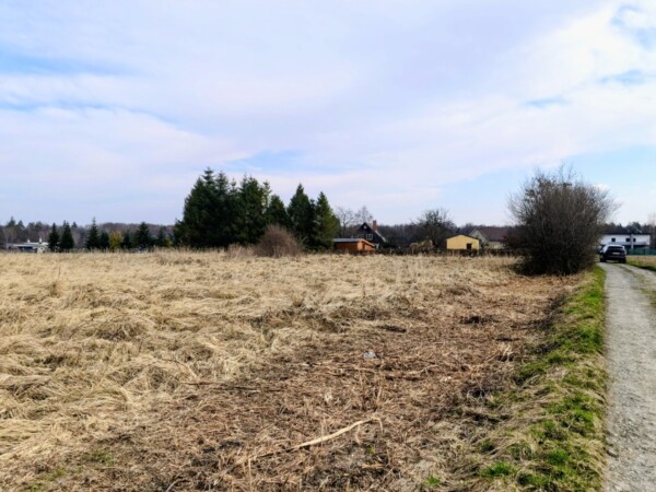 Pozemek — Makléř z hor