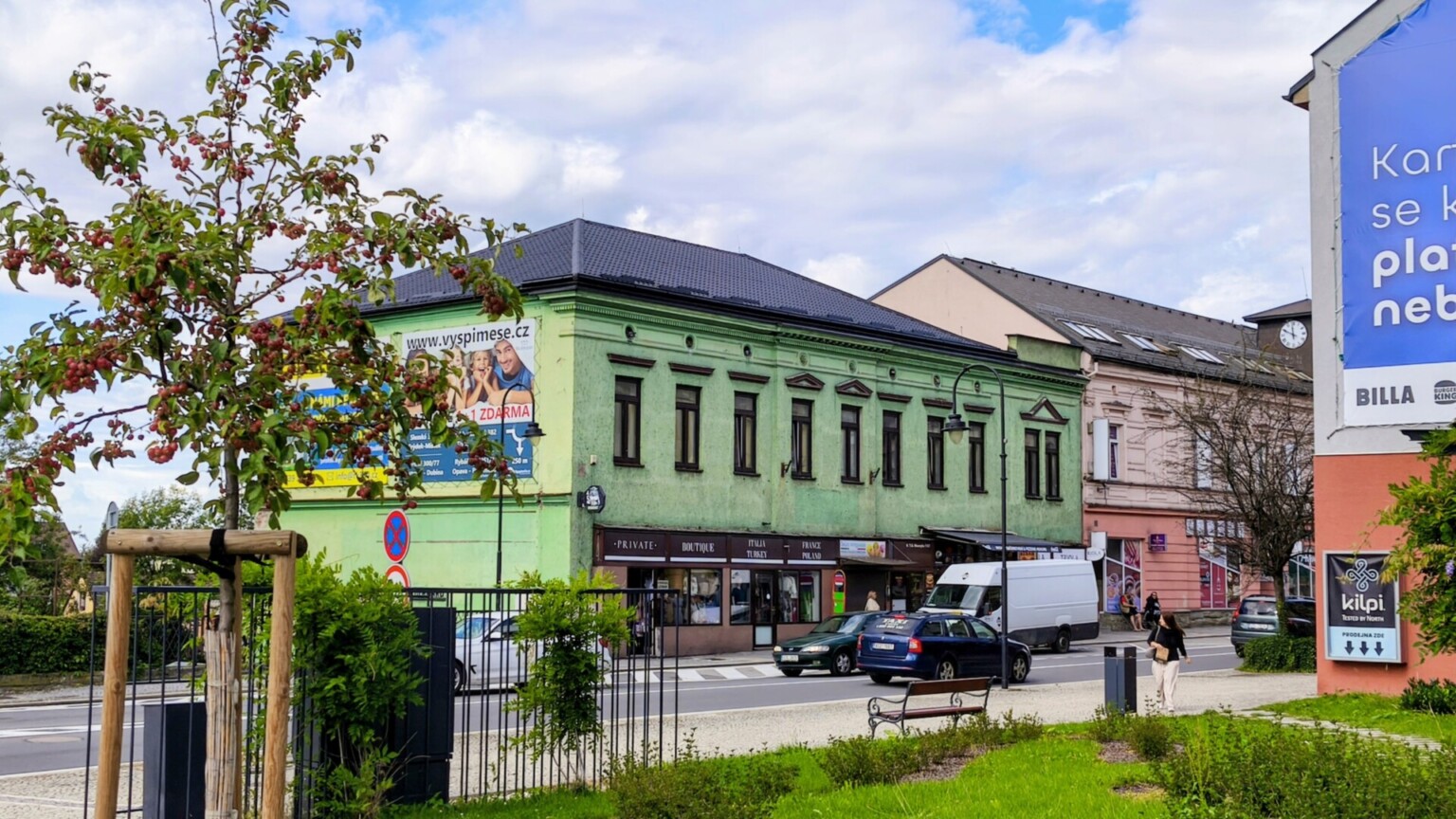 Komerční prostor, T. G. Masaryka — Makléř z hor