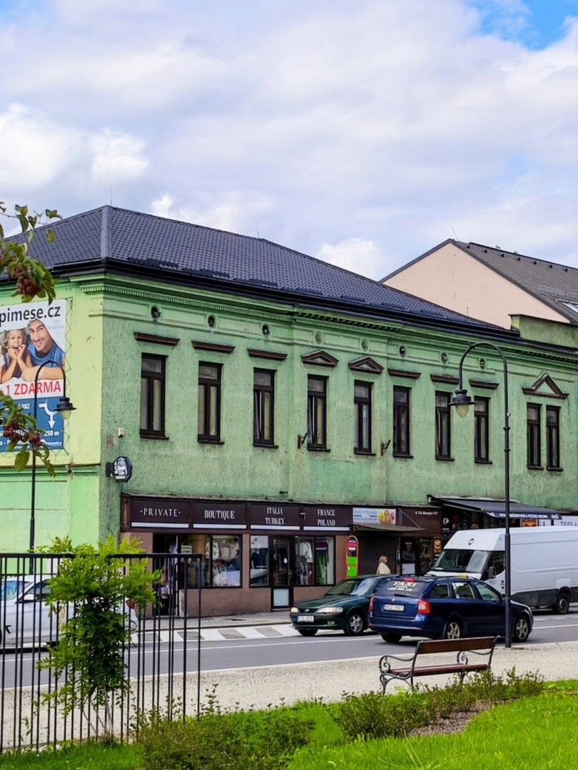 Komerční prostor, T. G. Masaryka — Makléř z hor