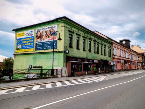 Komerční prostor, T. G. Masaryka — Makléř z hor