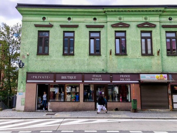 Komerční prostor, T. G. Masaryka — Makléř z hor