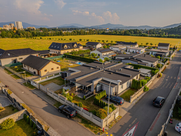 Nízkoenergetický dům s technologiemi budoucnosti — Makléř z hor
