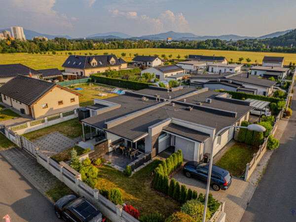 Nízkoenergetický dům s technologiemi budoucnosti — Makléř z hor