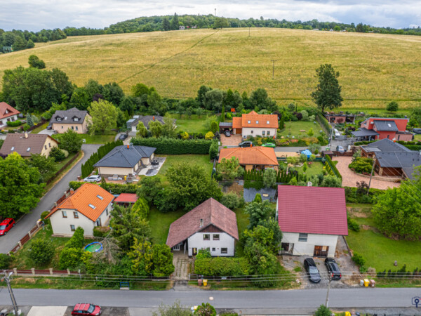 Rodinný dům s obrovským potenciálem v klidné Skalici — Makléř z hor